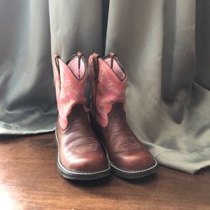 Ariat cowboy boot pink